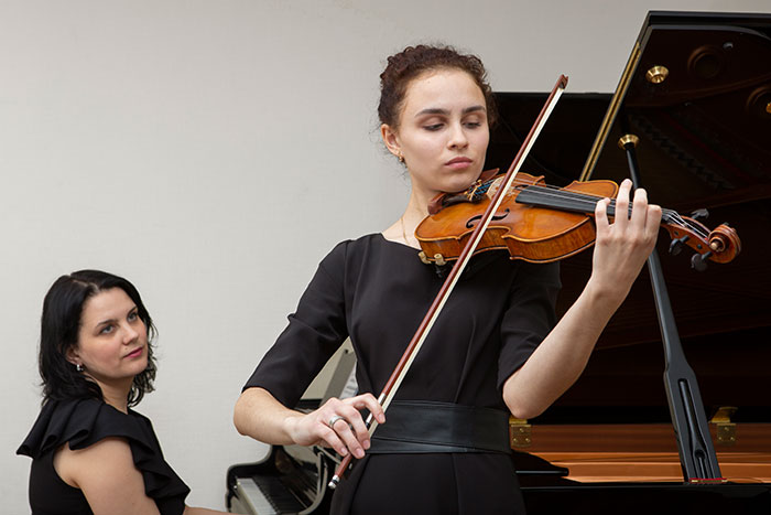 astra Versicherung Musikinstrumentenversicherung für Schulen